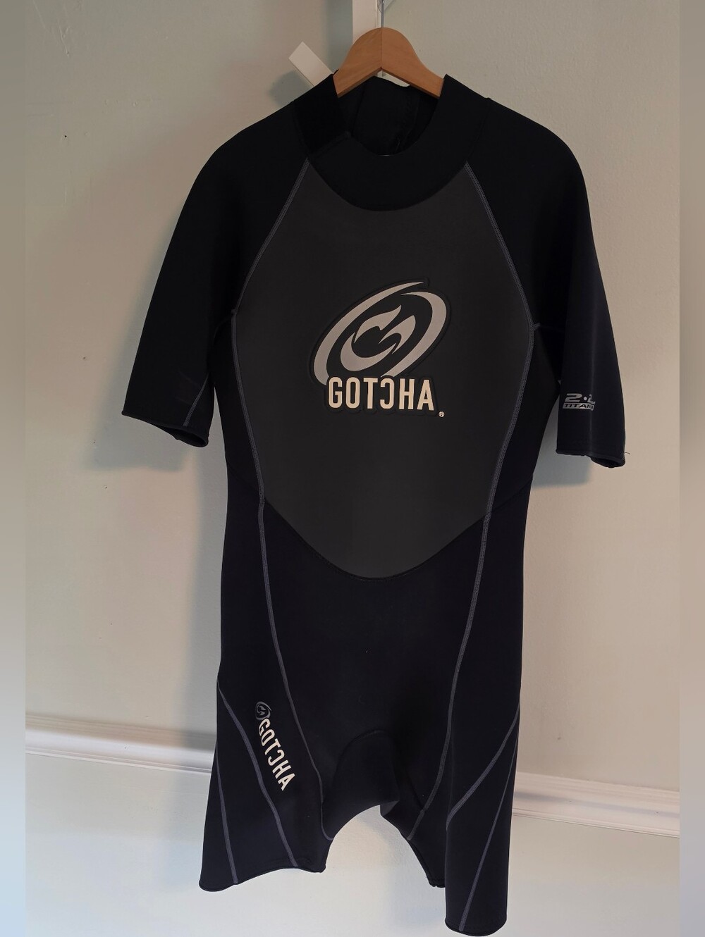 Gotcha Gear 2.2mm Titanium Shorty Wetsuit Men's XL Black Short Sleeve Surf Dive